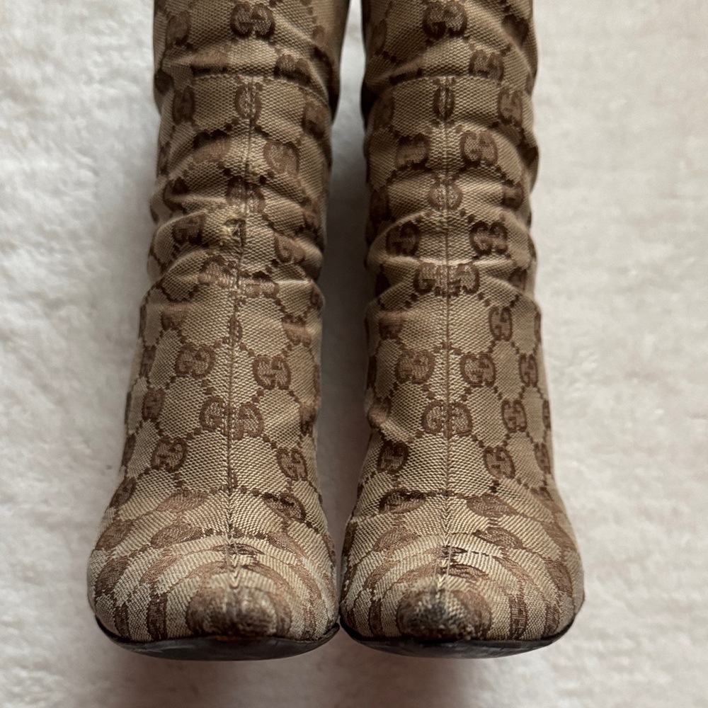 Vintage Gucci Monogram Tan Heeled Boots Size 6.5 - Picture 5 of 13